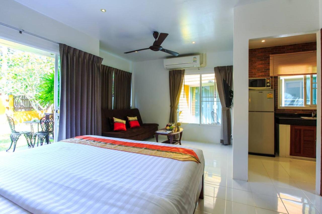 Lemon Tree Naturist Resort Naiharn Beach Phuket Dış mekan fotoğraf