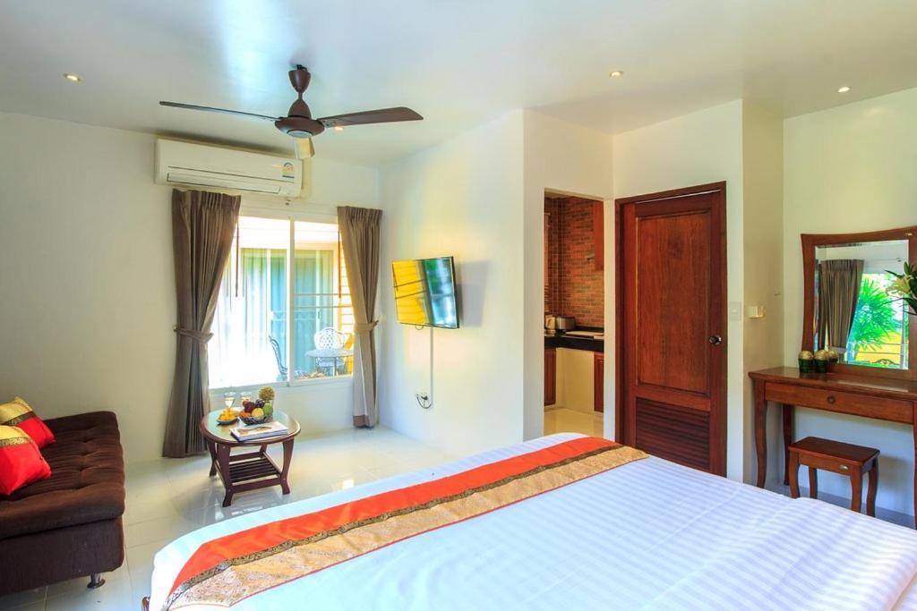 Lemon Tree Naturist Resort Naiharn Beach Phuket Dış mekan fotoğraf