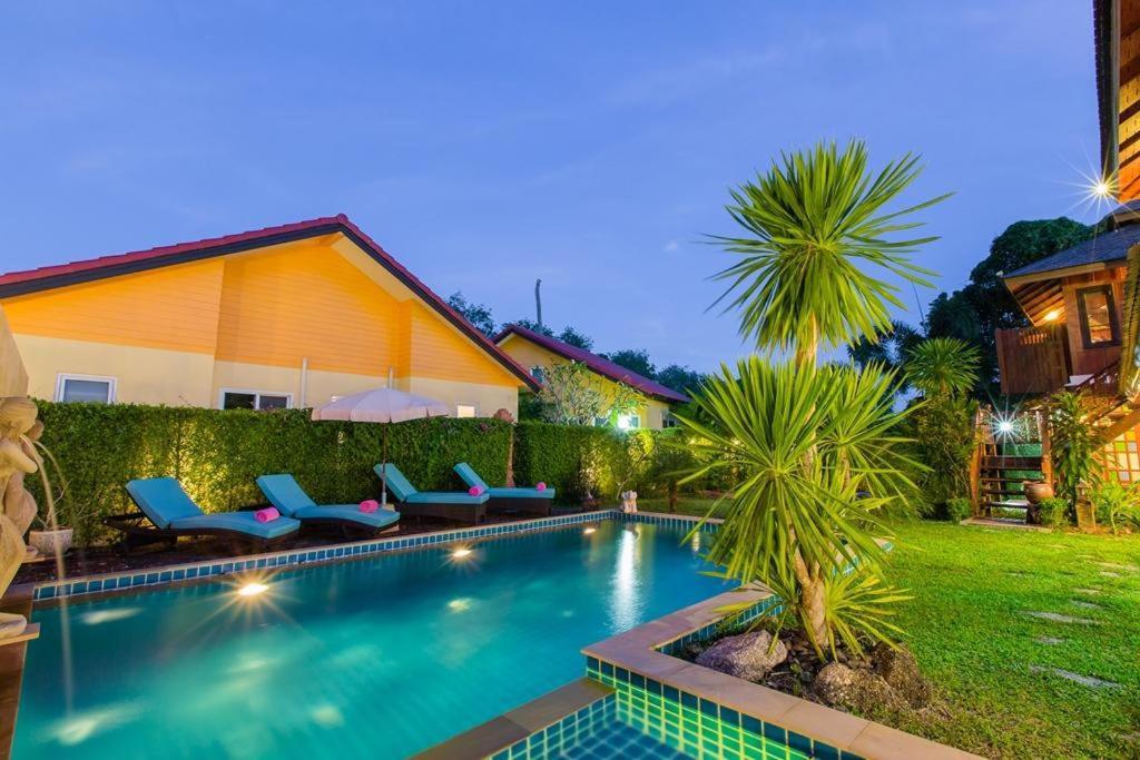 Lemon Tree Naturist Resort Naiharn Beach Phuket Dış mekan fotoğraf
