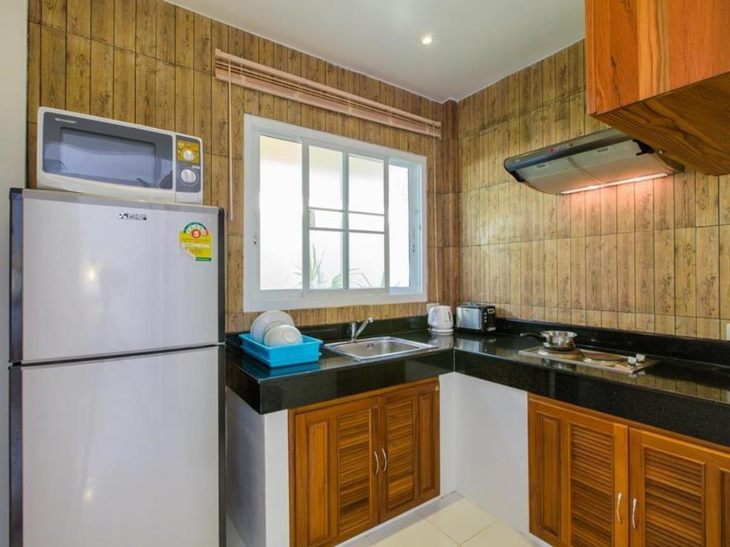 Lemon Tree Naturist Resort Naiharn Beach Phuket Dış mekan fotoğraf