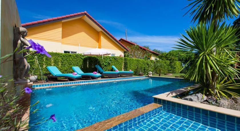 Lemon Tree Naturist Resort Naiharn Beach Phuket Dış mekan fotoğraf