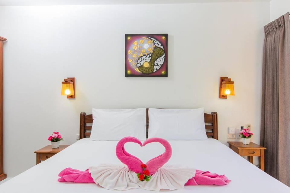 Lemon Tree Naturist Resort Naiharn Beach Phuket Dış mekan fotoğraf