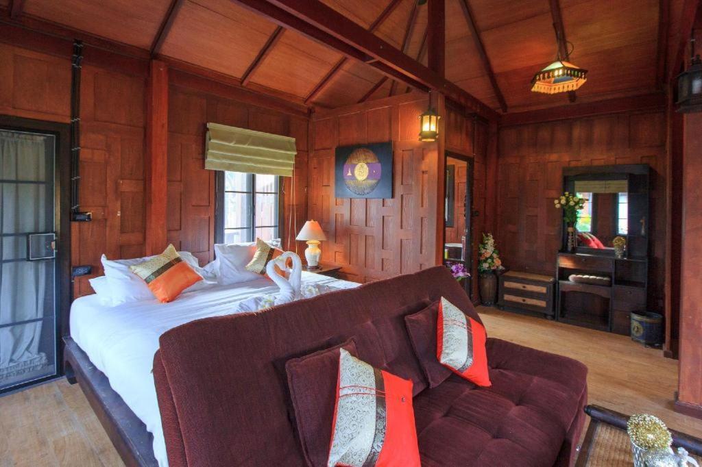 Lemon Tree Naturist Resort Naiharn Beach Phuket Dış mekan fotoğraf